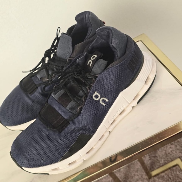 On Cloudnova Navy Blue White Athletic Running Shoes Men’s (26.99117) Size 8.5 main image 11